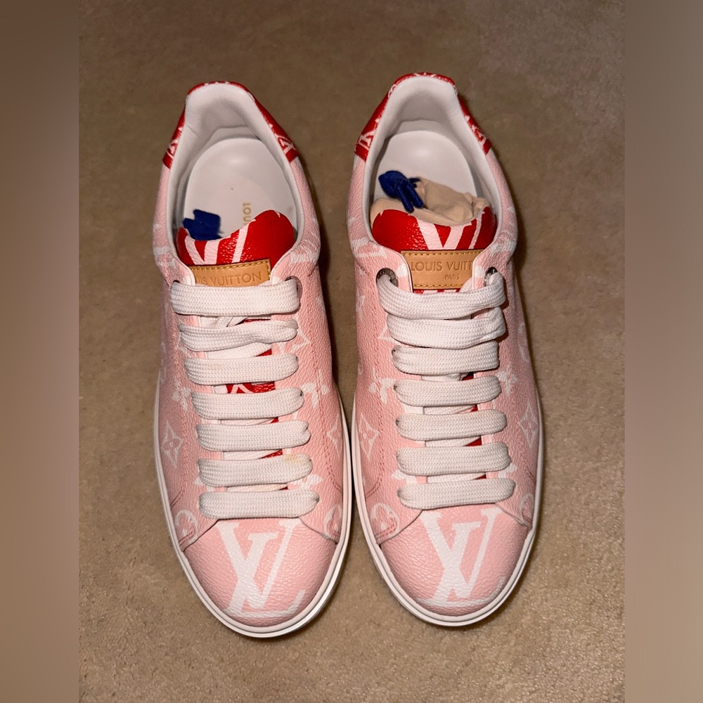 LOUIS VUITTON PINK MONOGRAM TIMEOUT SNEAKERS
